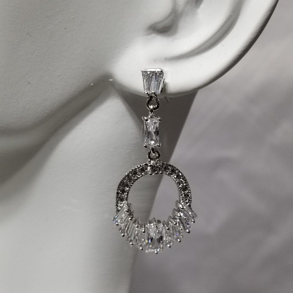 ZIRCON EARRINGS